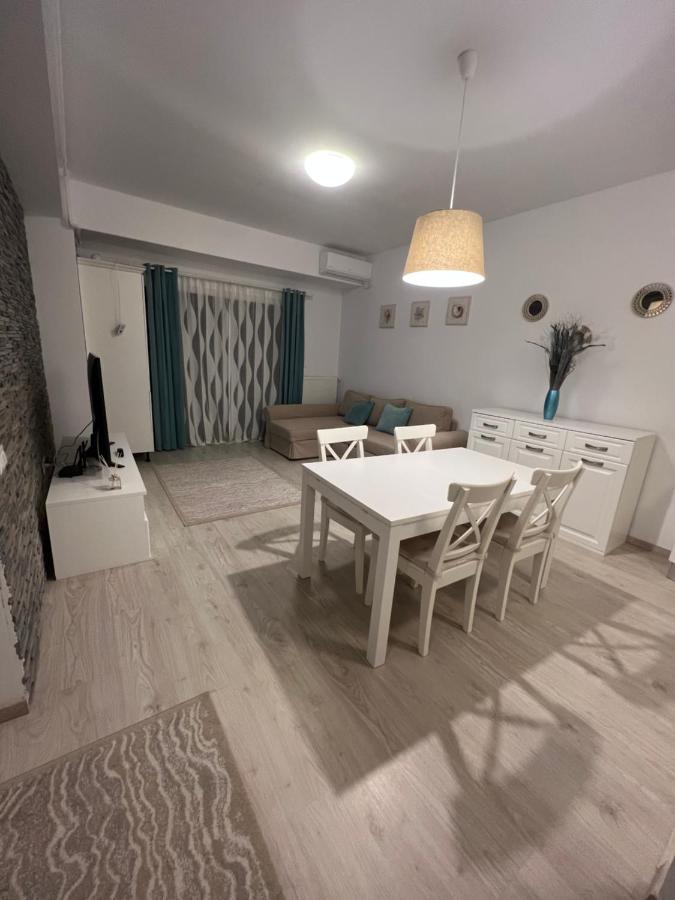Eqinox Apartments Năvodari Exterior foto